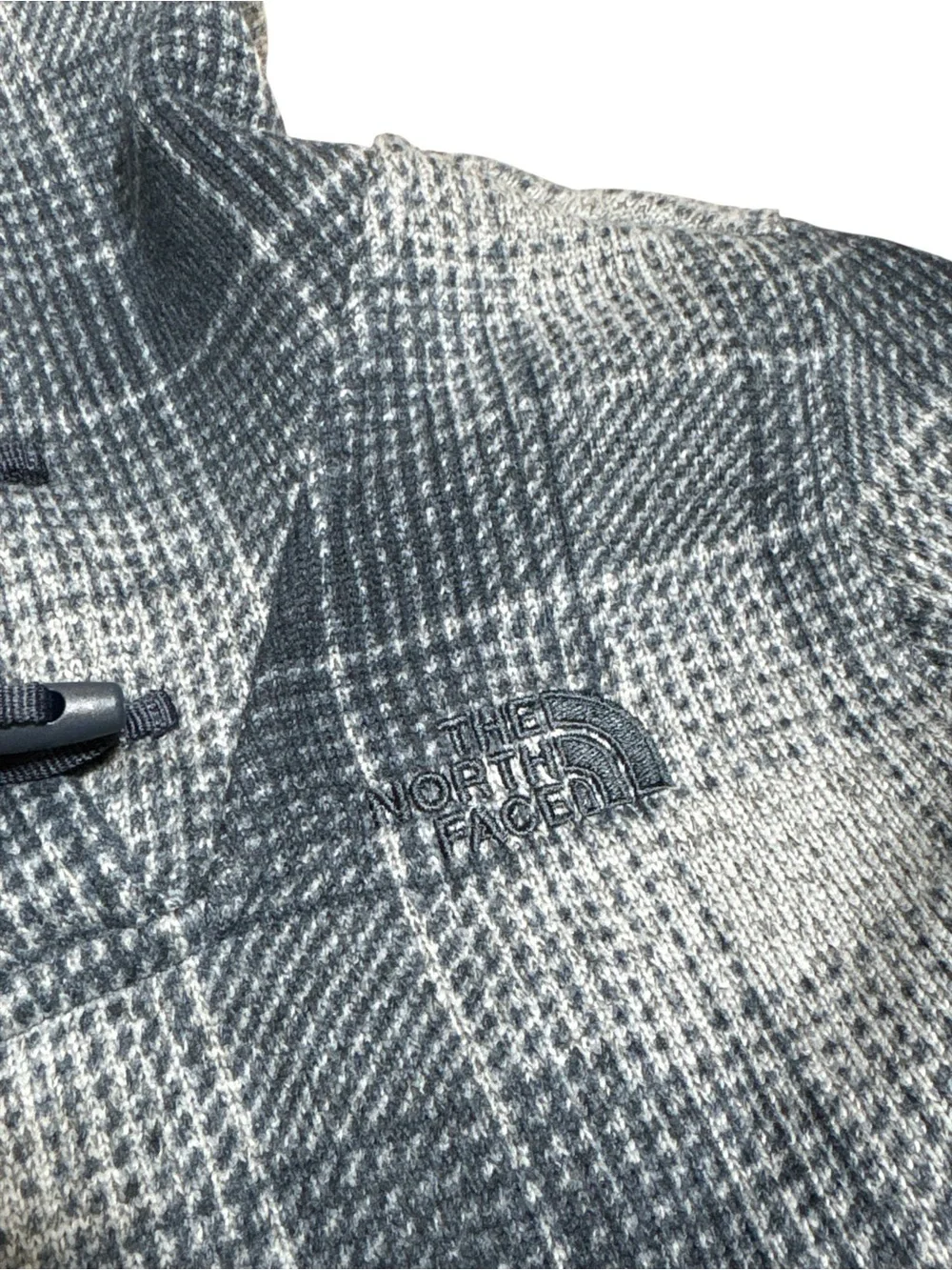 The North Face Women’s Plaid Fleece Hoodie Pullover Gray Size Medium Medium